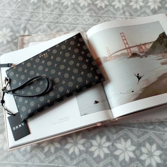 NWT DKNY black & taupe monogram large wristlet - Picture 1 of 5